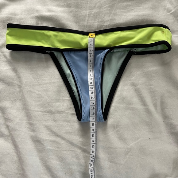 Neon Victoria secret bikini bottom - Picture 6 of 6